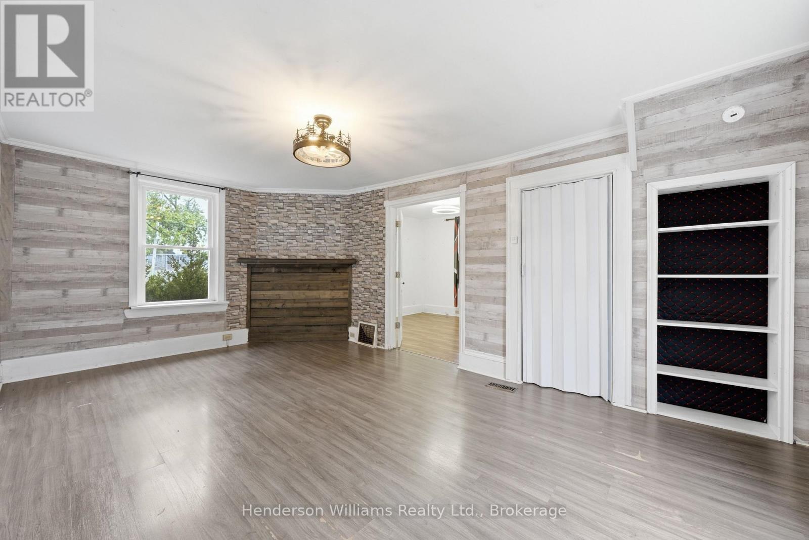 105 PINE STREET - Image 6
