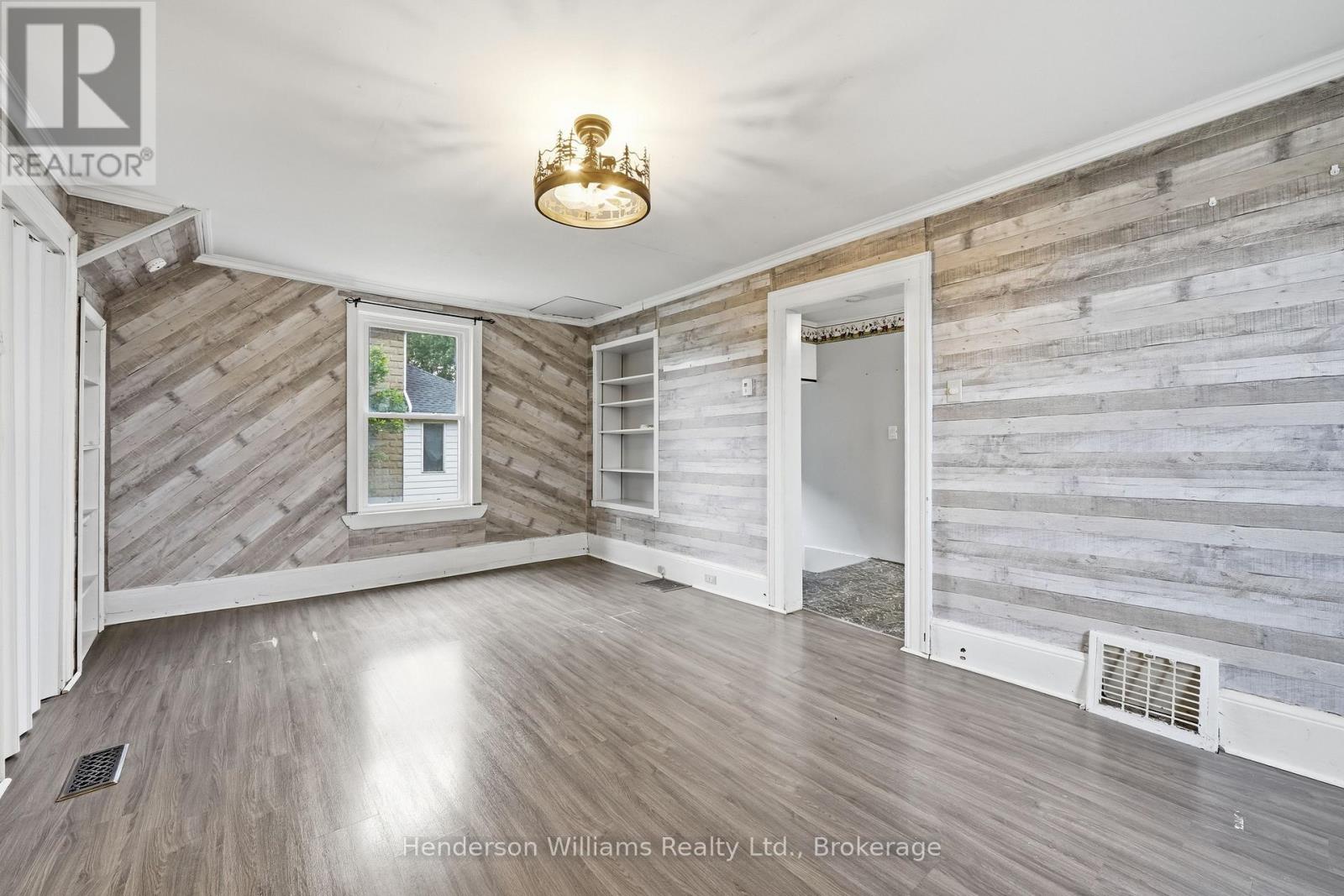 105 PINE STREET - 7