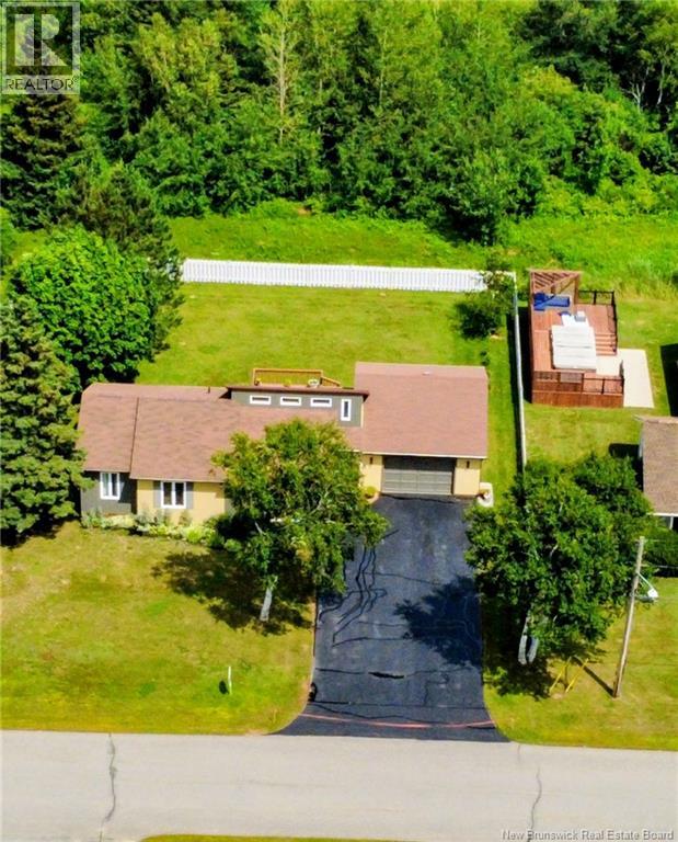 27 Rue du Bicentenaire Street - 2