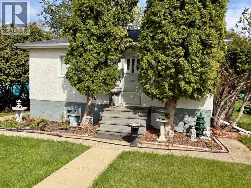 4811 52 Street - 4