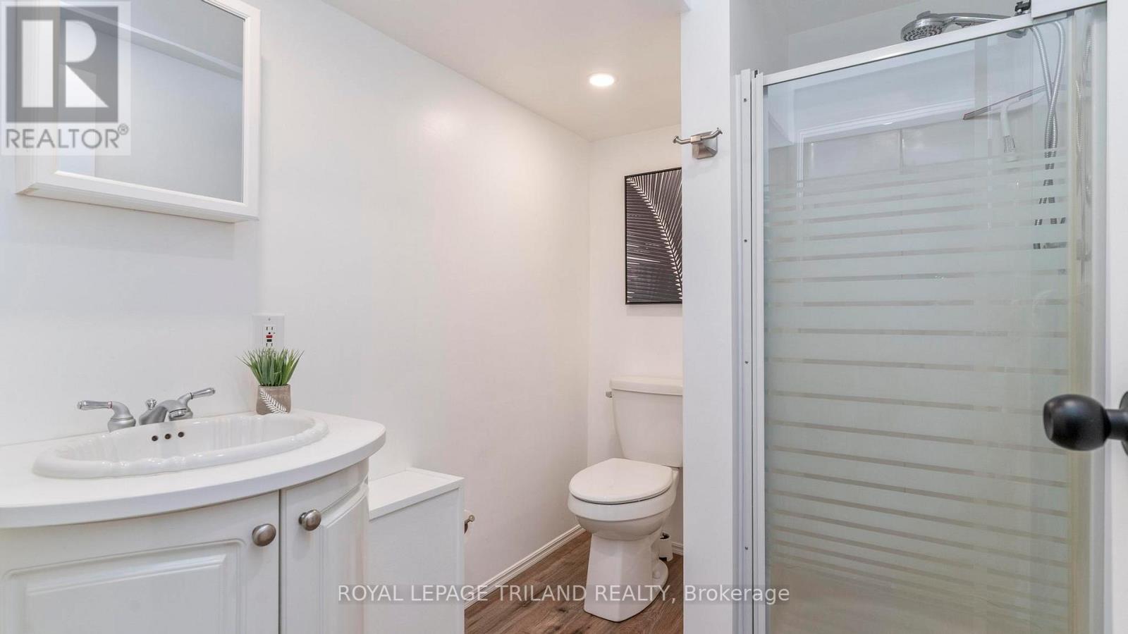 27 PATIENCE CRESCENT - Image 35