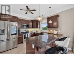 Living room - 834 Talisman Crescent, London South, ON N6K0B6 Photo 13