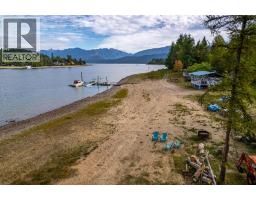 8275 East Procter Road, Procter, BC V0G1C0 Photo 18
