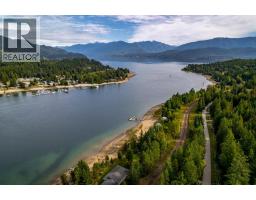 8275 East Procter Road, Procter, BC V0G1C0 Photo 30