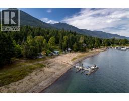 8275 East Procter Road, Procter, BC V0G1C0 Photo 32
