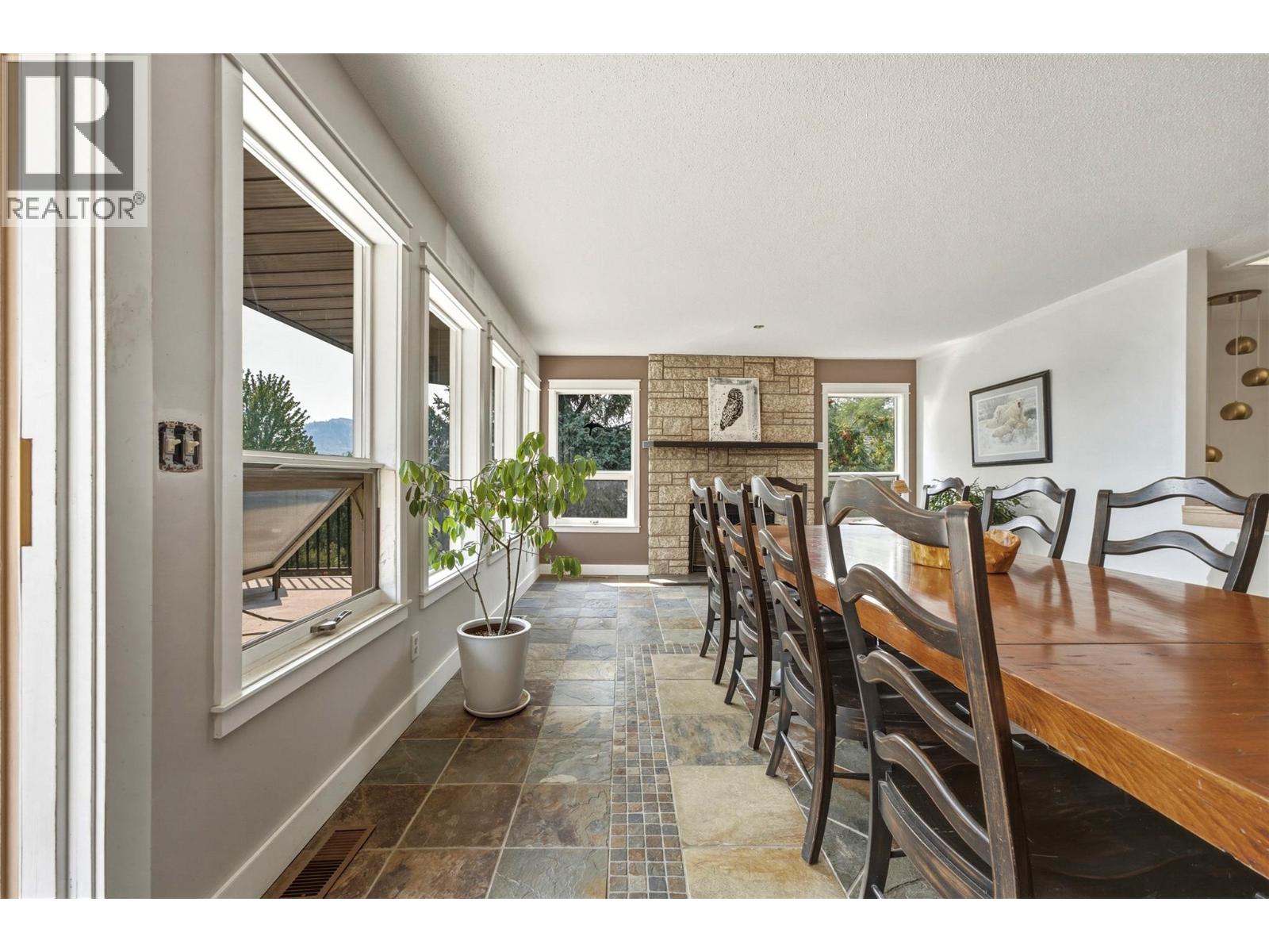 8905 Russet Drive - 6