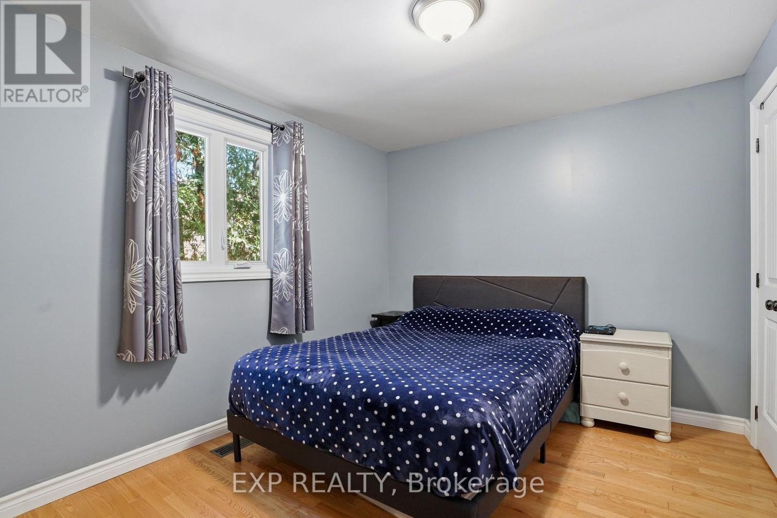 599 VICTOR STREET - 18