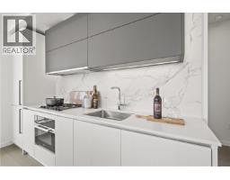 905 8415 Granville Street, Vancouver, BC V6P0M2 Photo 11