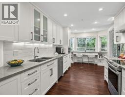 109 1283 Parkgate Avenue, North Vancouver, BC V7H3A3 Photo 11