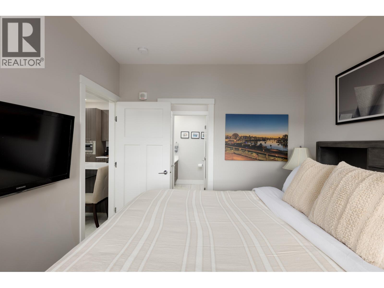 122 4690 HAWK LANE, Tsawwassen