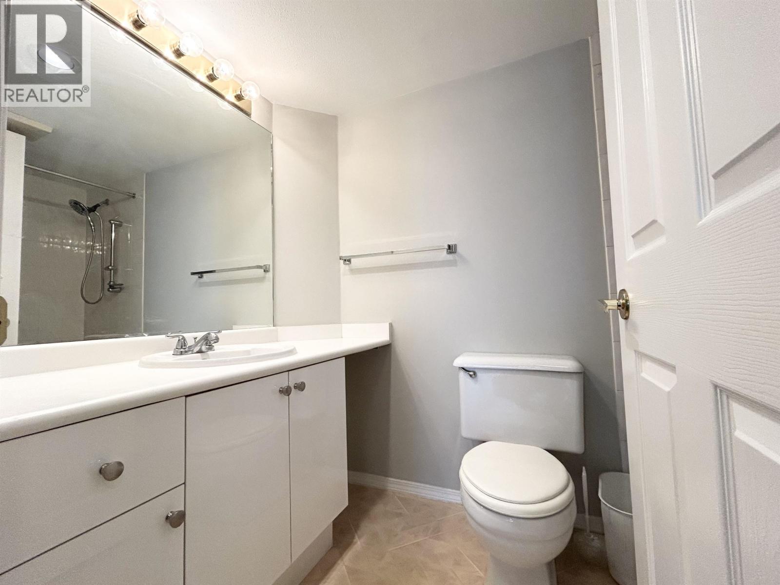 2 Bed, 2 Bath Apartment for Sale in Burnaby – 105 5875 IMPERIAL STREET, Burnaby – MLS# R3152366 - Image 12