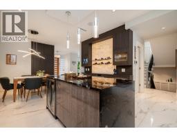 4365 Mountain Highway, North Vancouver, BC V7K2K3 Photo 10