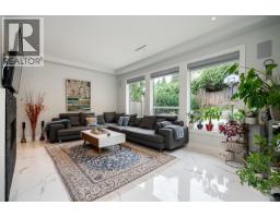 4365 Mountain Highway, North Vancouver, BC V7K2K3 Photo 12