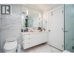 4365 Mountain Highway, North Vancouver, BC V7K2K3 Photo 18