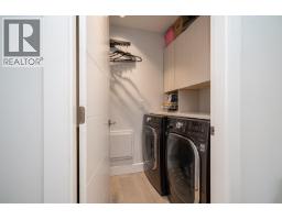 4365 Mountain Highway, North Vancouver, BC V7K2K3 Photo 26