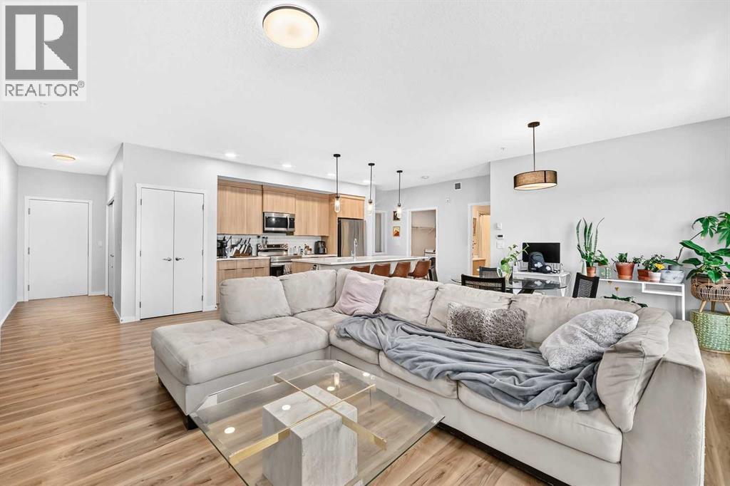 #3208 220 Seton Grove SE - 1