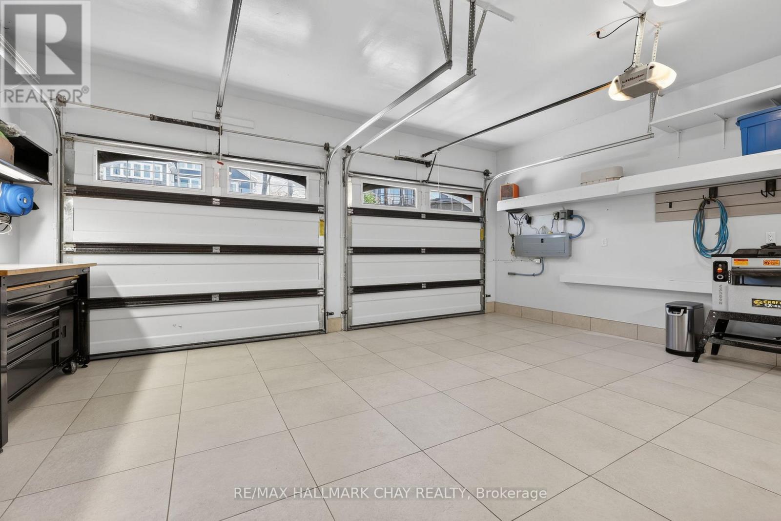 230 KEMPVIEW LANE - 28