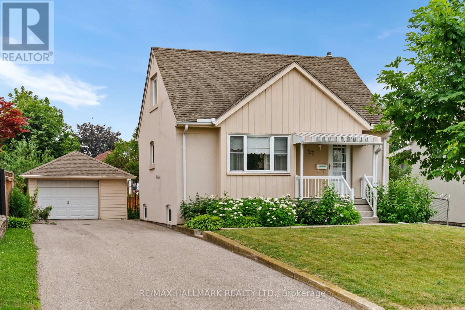 Photo of 27 Sunray Crescent