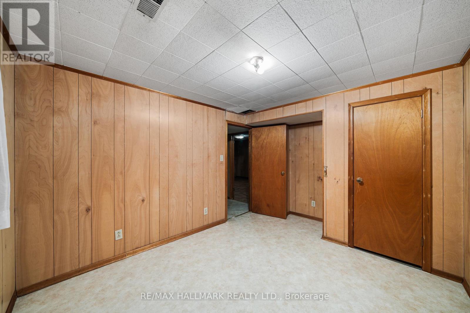27 SUNRAY CRESCENT - Image 32