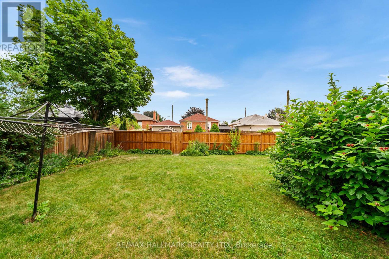 27 SUNRAY CRESCENT - Image 35