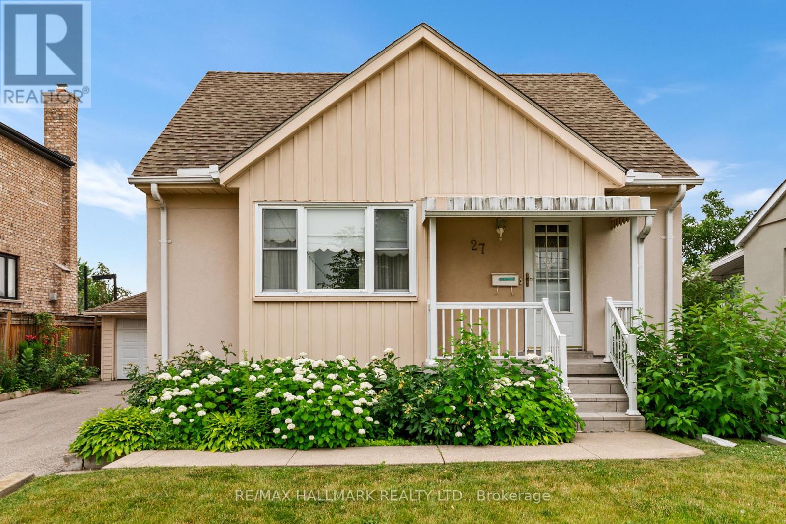 27 SUNRAY CRESCENT - 39