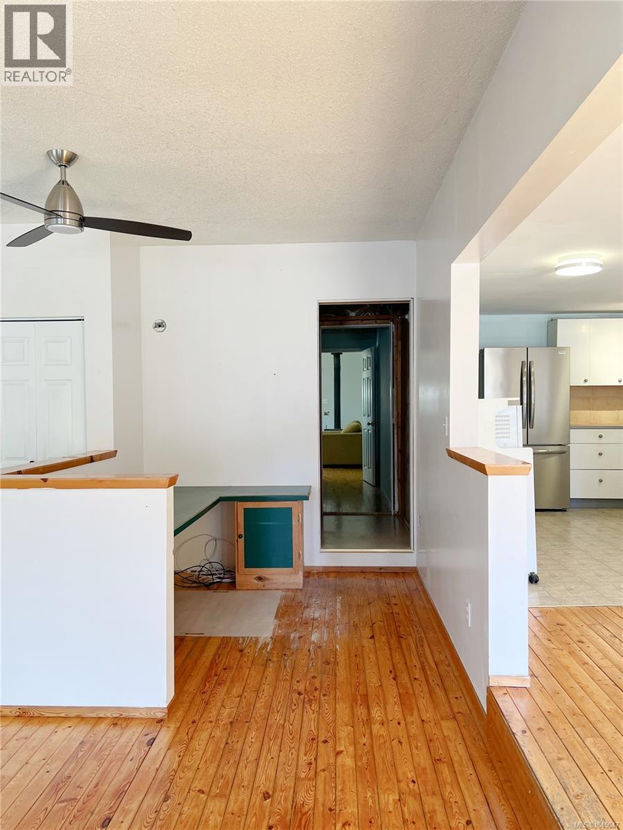 401 Conuma Dr - Image 8