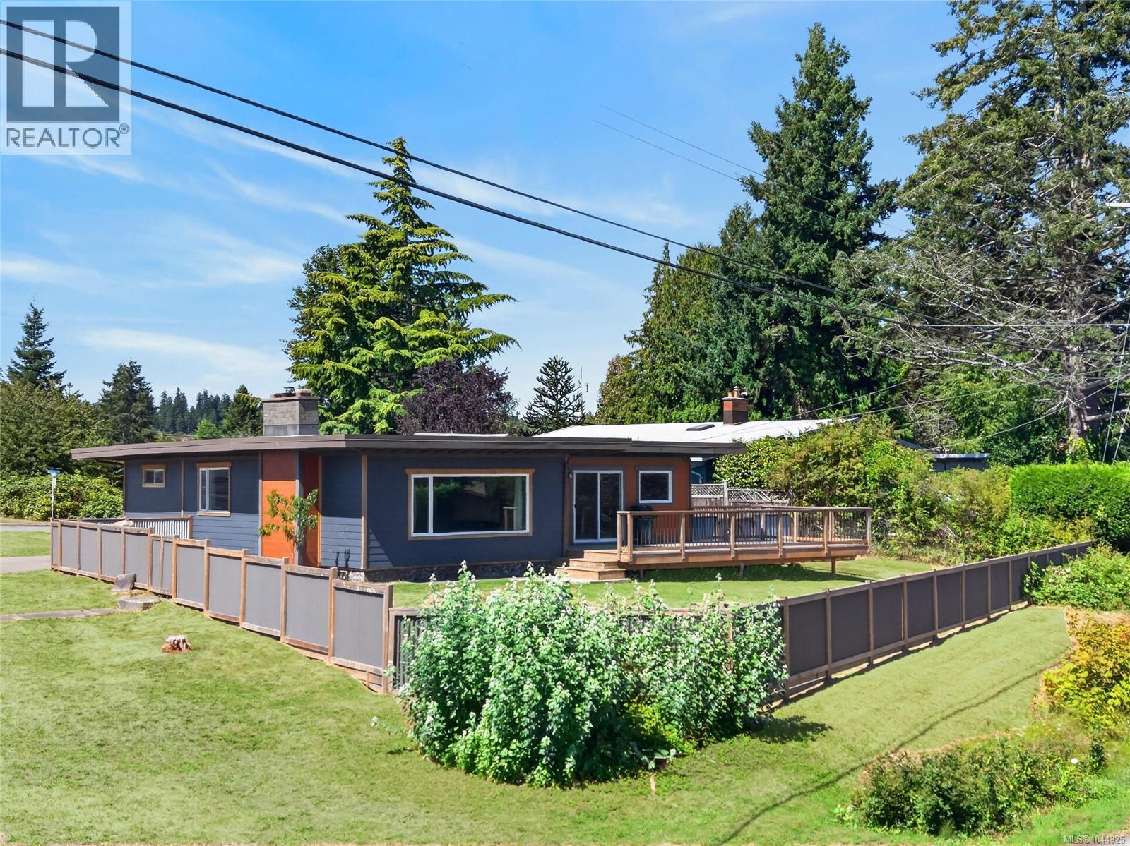 3584 Island Hwy - 1