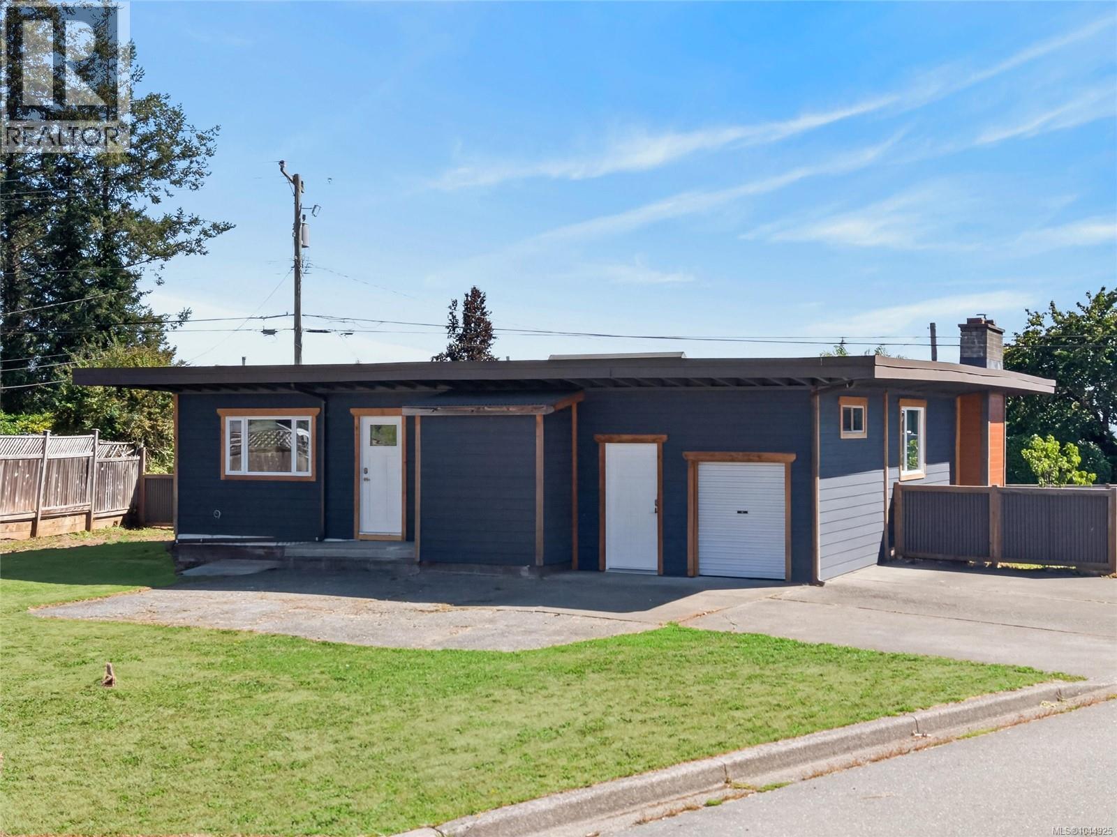 3584 Island Hwy - 19