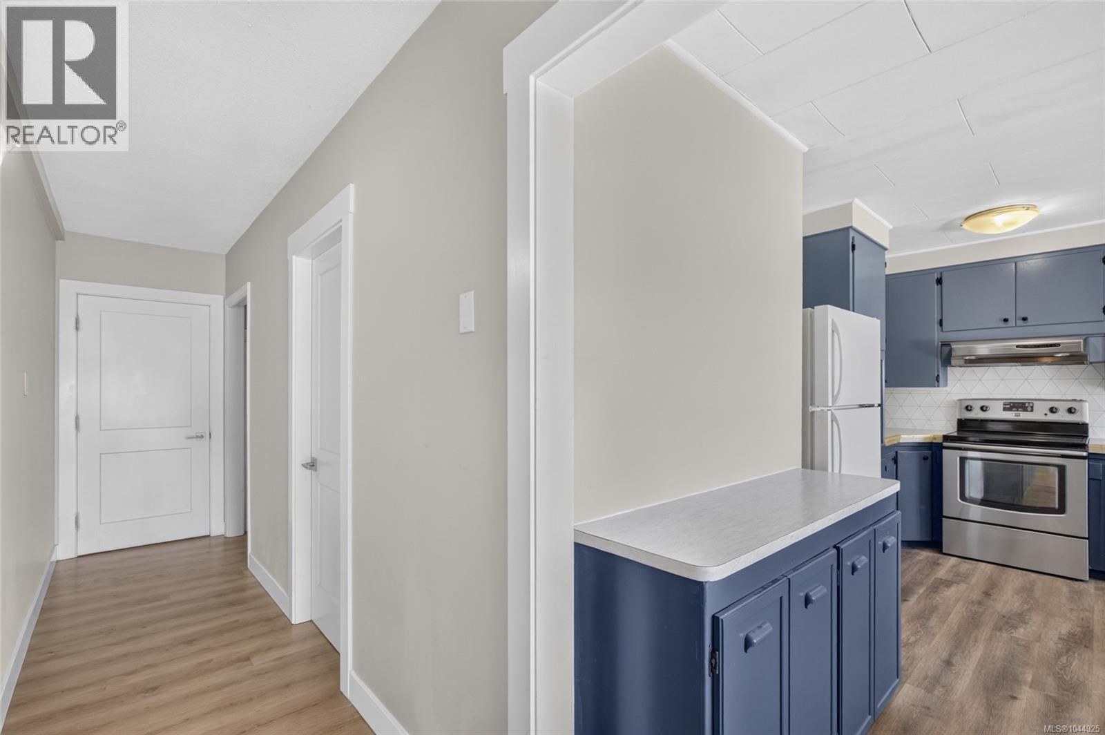 3584 Island Hwy - Image 53