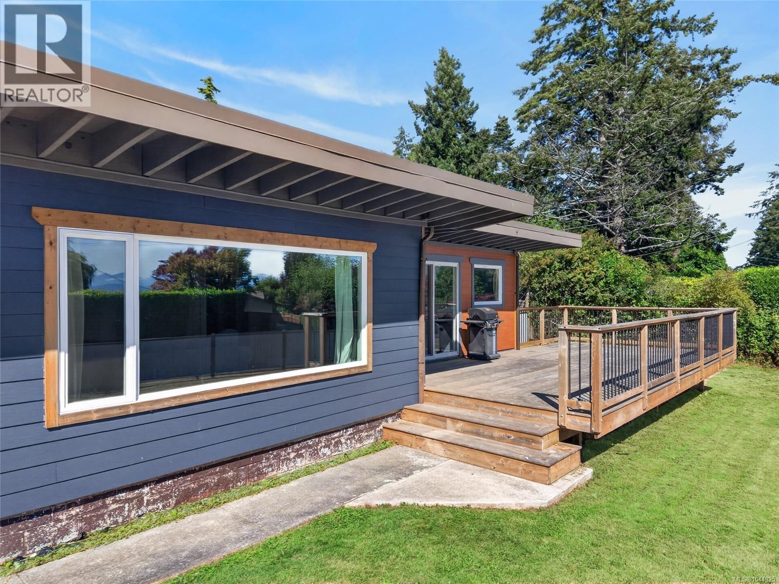 3584 Island Hwy - Image 6