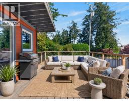 3584 Island Hwy, Campbell River, BC V9W1E3 Photo 15