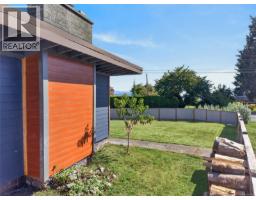 3584 Island Hwy, Campbell River, BC V9W1E3 Photo 18