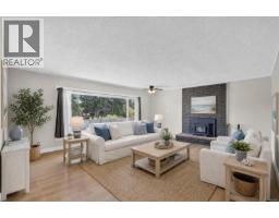 3584 Island Hwy, Campbell River, BC V9W1E3 Photo 37