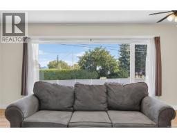 3584 Island Hwy, Campbell River, BC V9W1E3 Photo 41