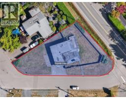 3584 Island Hwy, Campbell River, BC V9W1E3 Photo 60