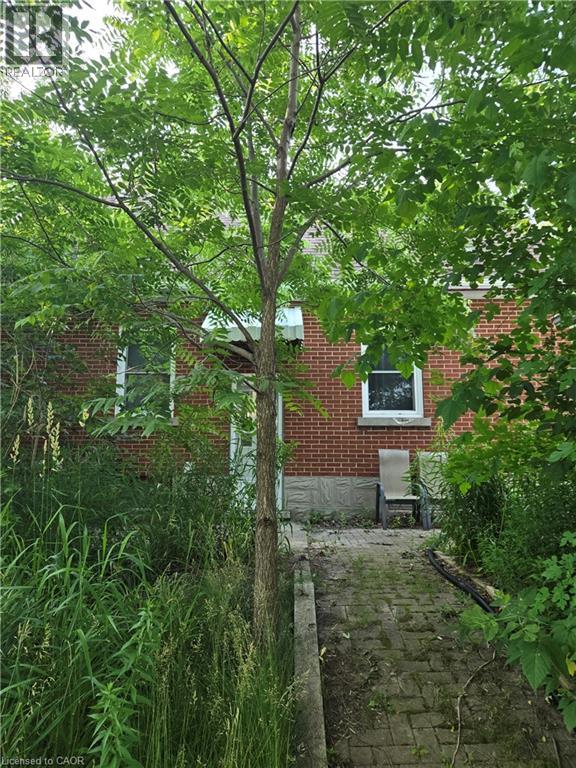 169 UNION Street E - 36