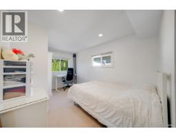 1043 Belvedere Drive, North Vancouver, BC V7R2C6 Photo 24