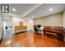1043 Belvedere Drive, North Vancouver, BC V7R2C6 Photo 18