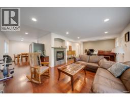 1043 Belvedere Drive, North Vancouver, BC V7R2C6 Photo 14