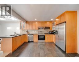 1043 Belvedere Drive, North Vancouver, BC V7R2C6 Photo 30