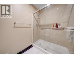 1043 Belvedere Drive, North Vancouver, BC V7R2C6 Photo 22