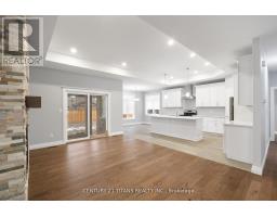 19 Tracy Drive, Chatham Kent, ON N7M6G2 Photo 7