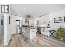 Kitchen - 3 Wood Street, Brantford, ON N3R2K4 Photo 10