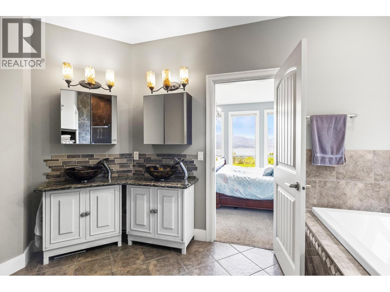 546 Gowen Place - 23