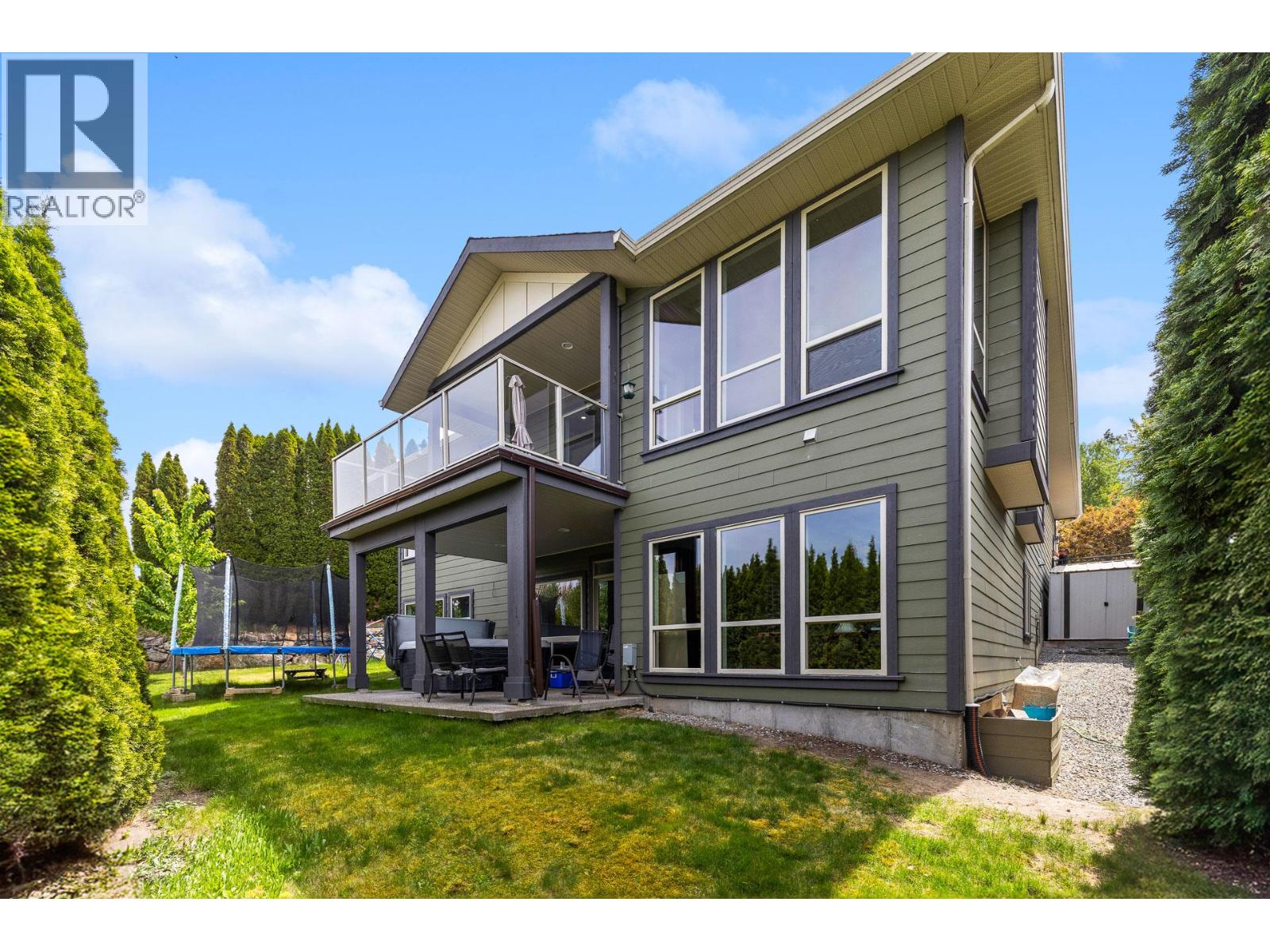 546 Gowen Place, Kelowna