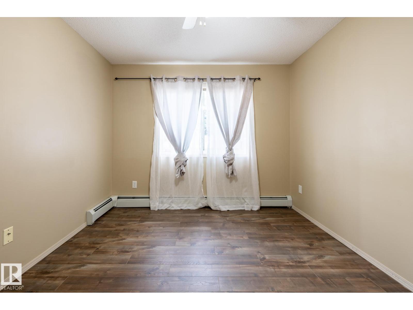 #106 1188 HYNDMAN RD NW - 17