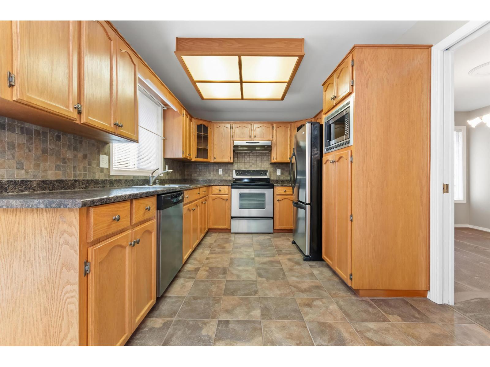 44739 CUMBERLAND AVENUE, Sardis South, Chilliwack