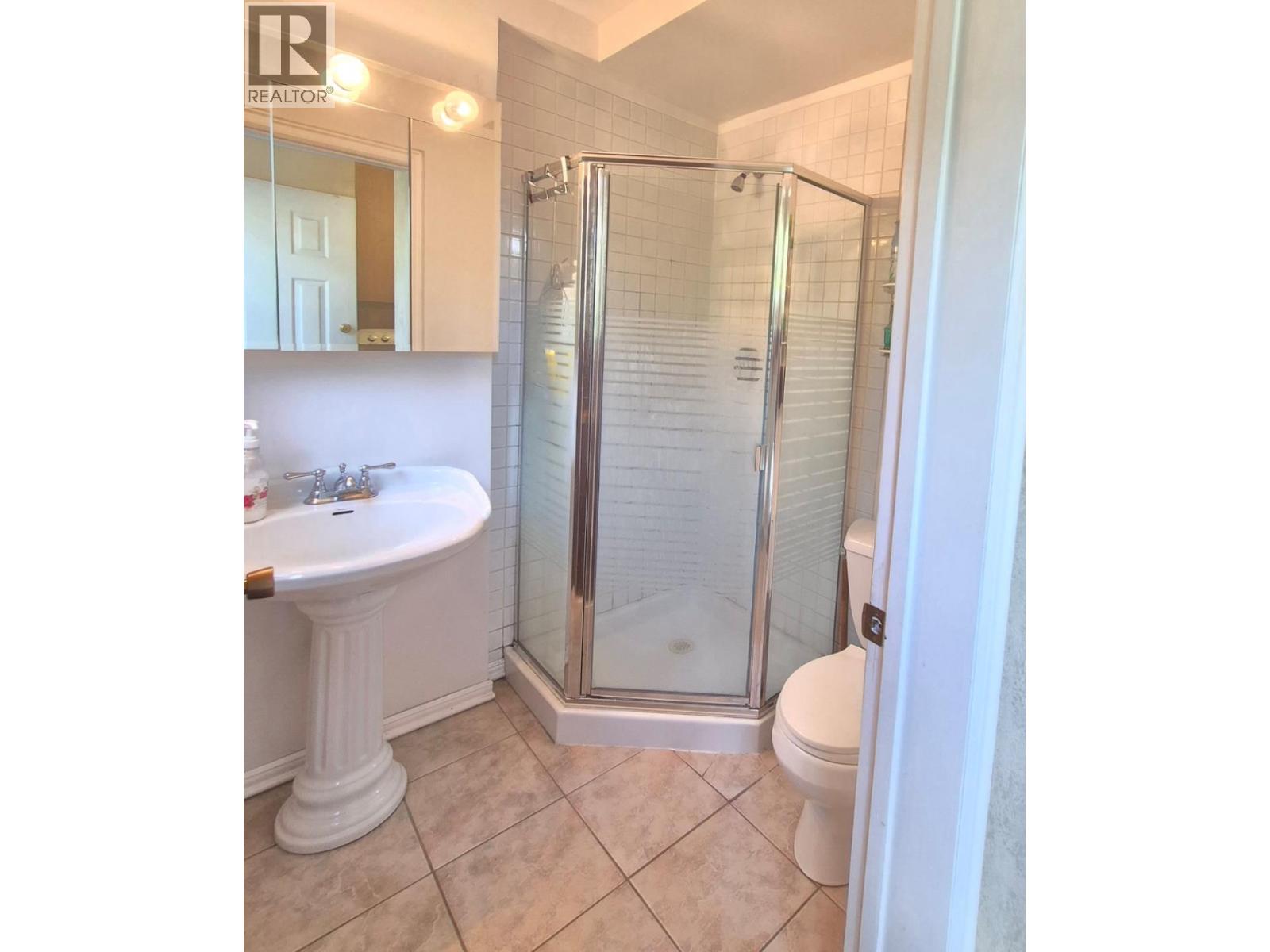 838 McKenzie Road - 12