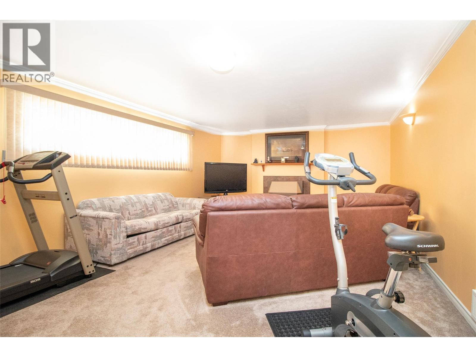 210 Wallace Road, Kelowna