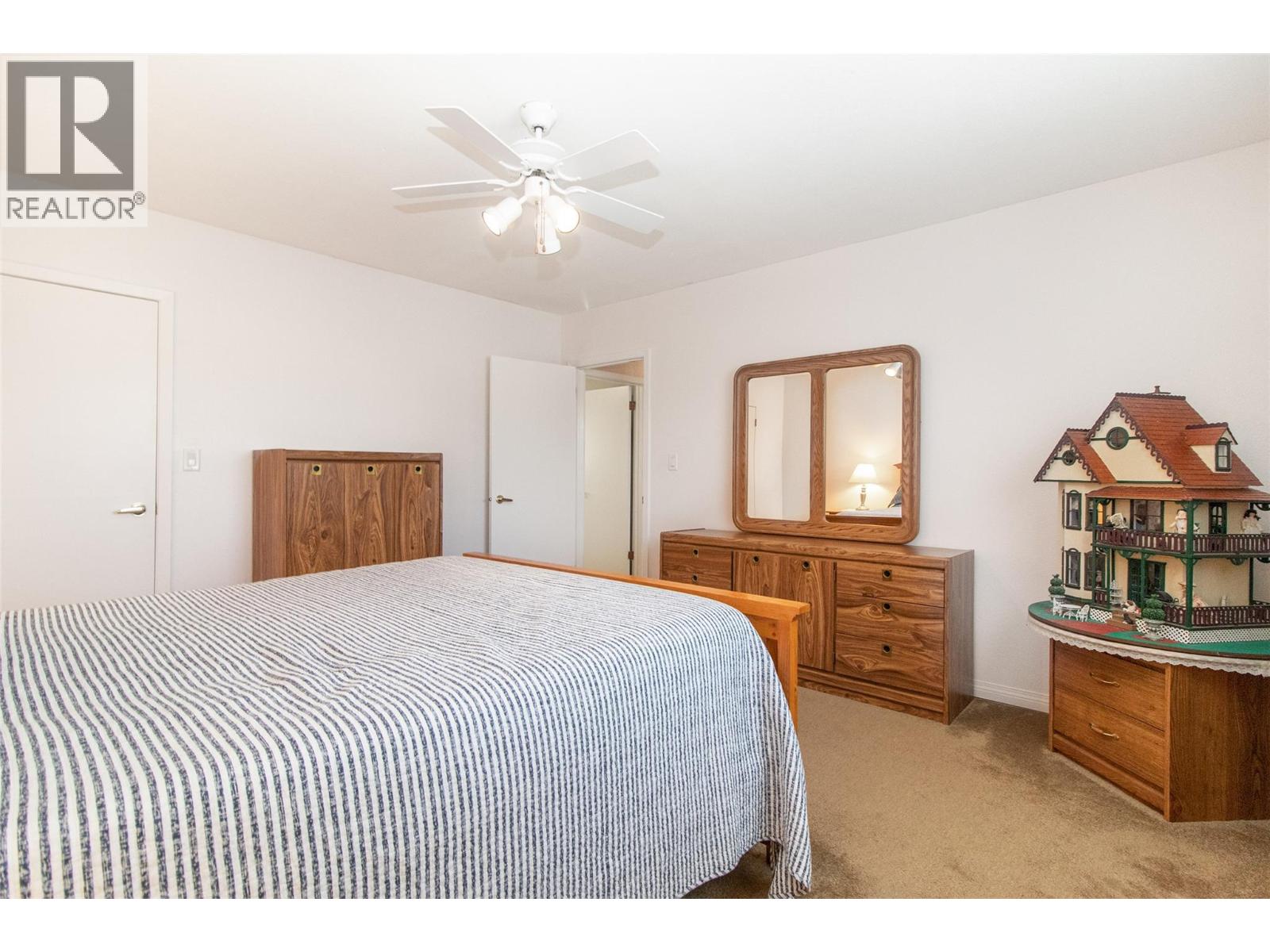 210 Wallace Road, Kelowna